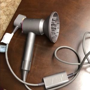 Got as a gift and barely use it, perfectly fine